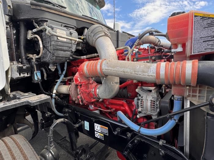 2021 Peterbilt 579 — photo 11