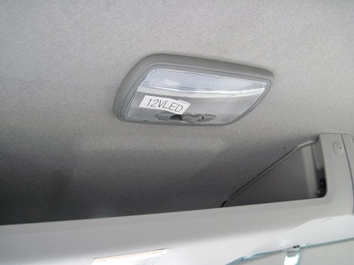 2025 Isuzu NRR — photo 10