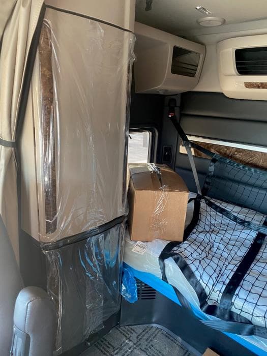 2026 Peterbilt 589 — photo 21