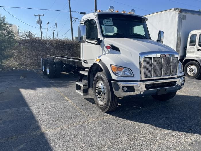 2026 Peterbilt 548 — photo 10