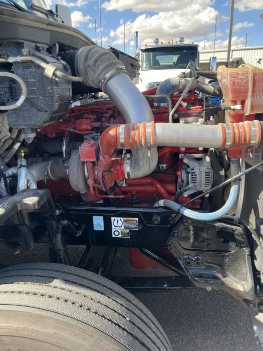 2022 Peterbilt 579 — photo 9