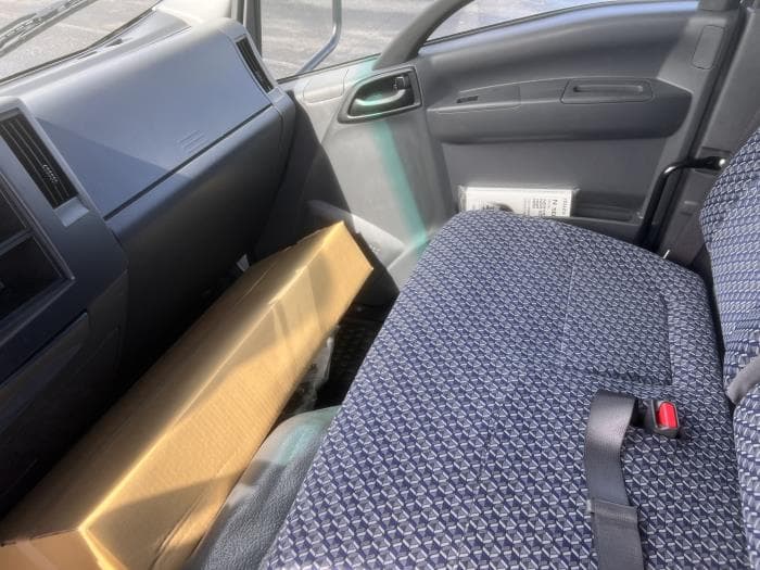 2025 Isuzu NRR — photo 15