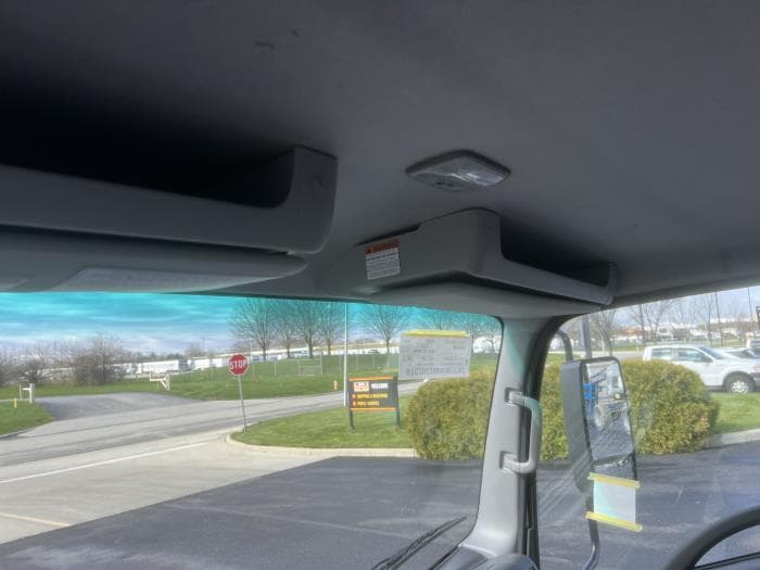 2025 Isuzu NRR — photo 19