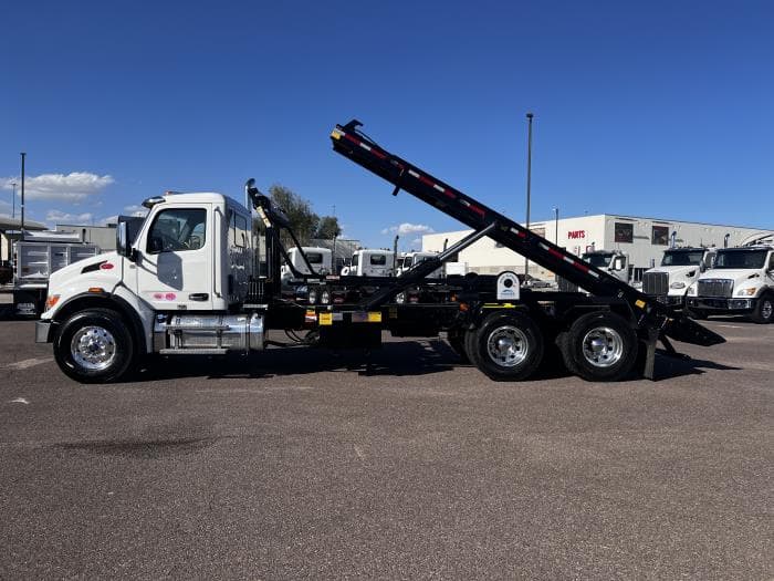 2026 Peterbilt 548 — photo 16