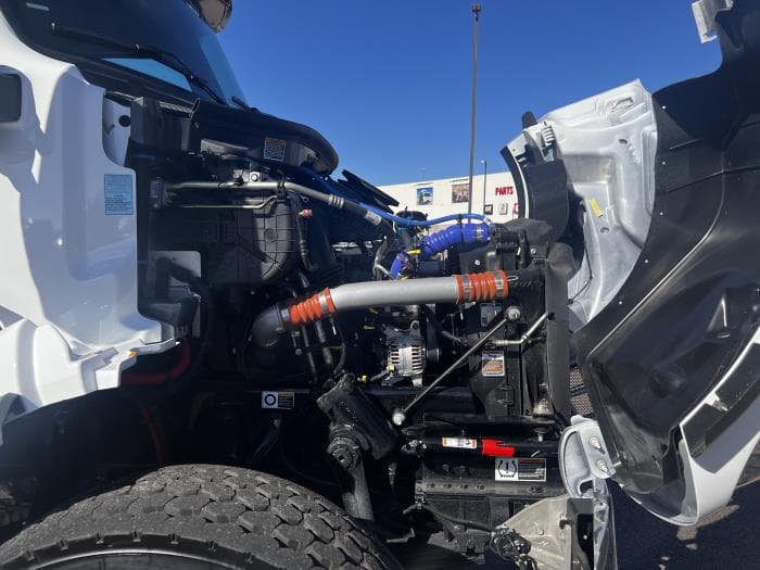 2026 Peterbilt 548 — photo 18