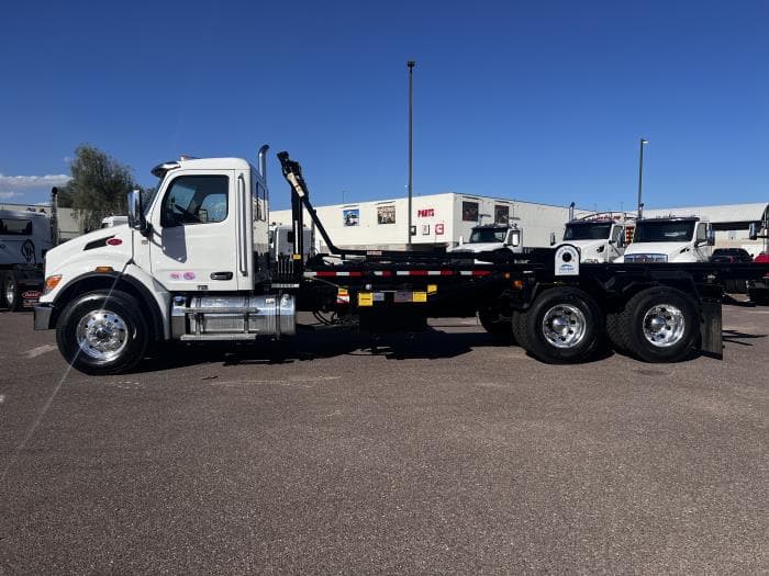 2026 Peterbilt 548 — photo 11