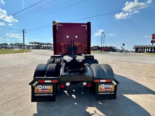 2022 Peterbilt 579 — photo 11