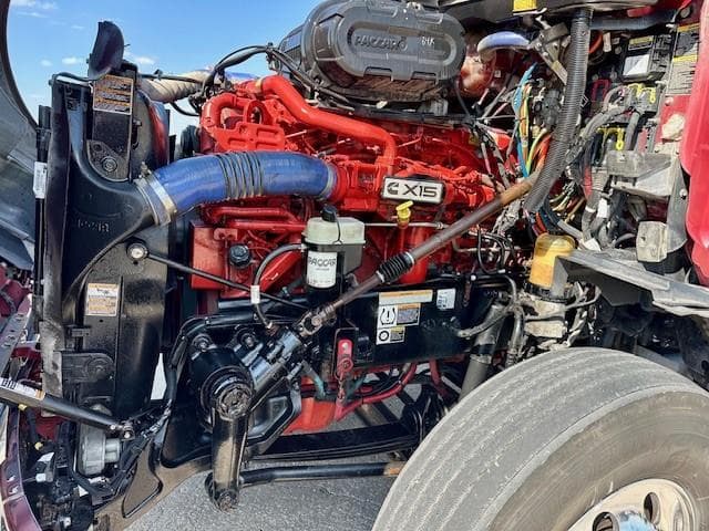 2022 Peterbilt 579 — photo 18