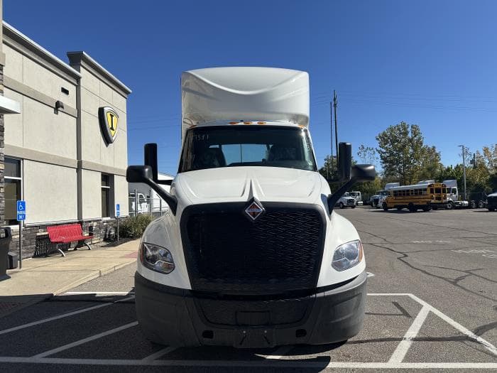 2026 International LT — photo 2