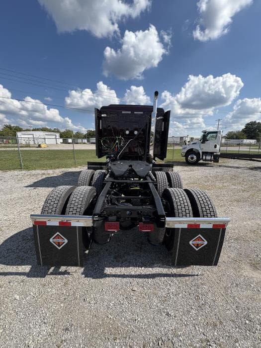 2026 International LT — photo 5