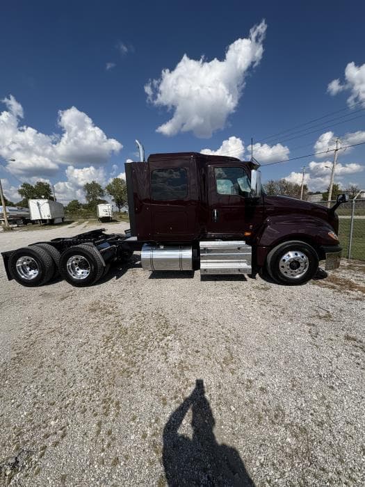 2026 International LT — photo 8