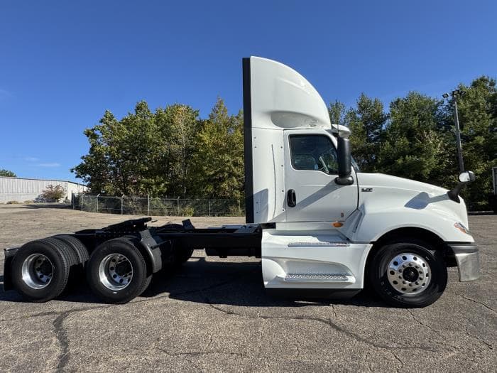 2026 International LT — photo 7