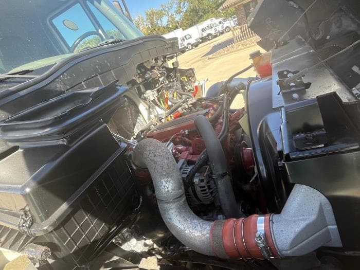 2016 International 4300 — photo 8