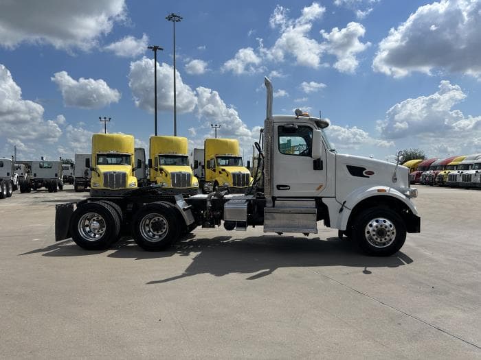 2020 Peterbilt 567 — photo 7