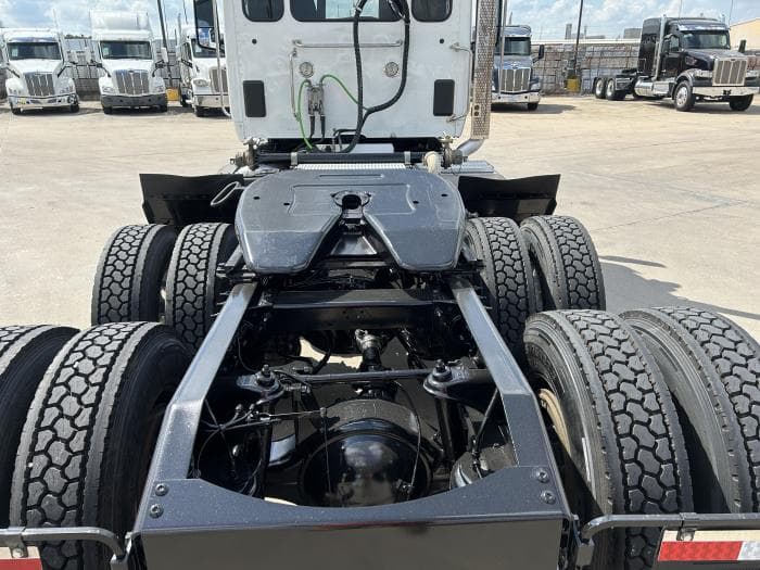 2020 Peterbilt 567 — photo 14