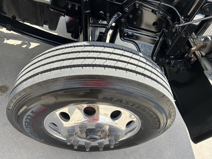 2020 Peterbilt 567 — photo 22