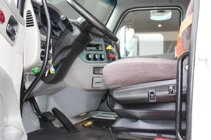 2020 Peterbilt 579 — photo 10