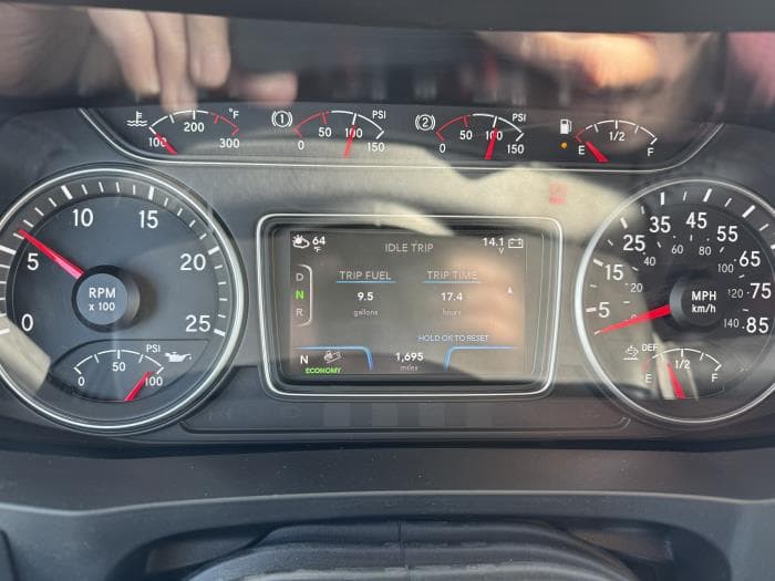 2026 International LT — photo 17