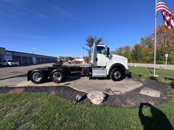 2026 International HX — photo 5