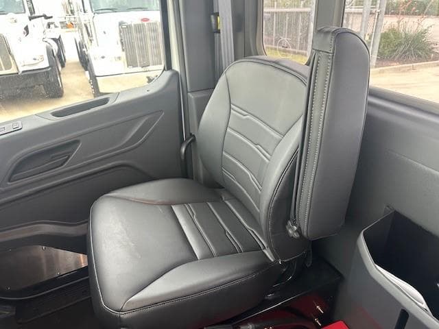 2026 Peterbilt 548 — photo 34