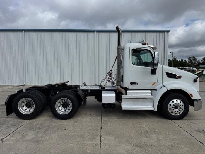 2020 Peterbilt 579 — photo 5