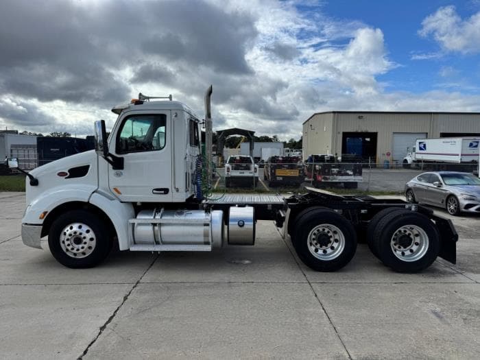 2020 Peterbilt 579 — photo 4