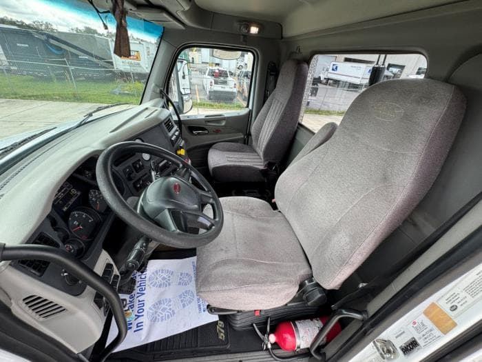 2020 Peterbilt 579 — photo 7