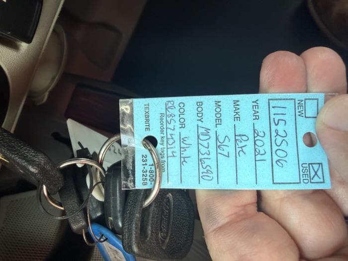 2021 Peterbilt 567 — photo 33