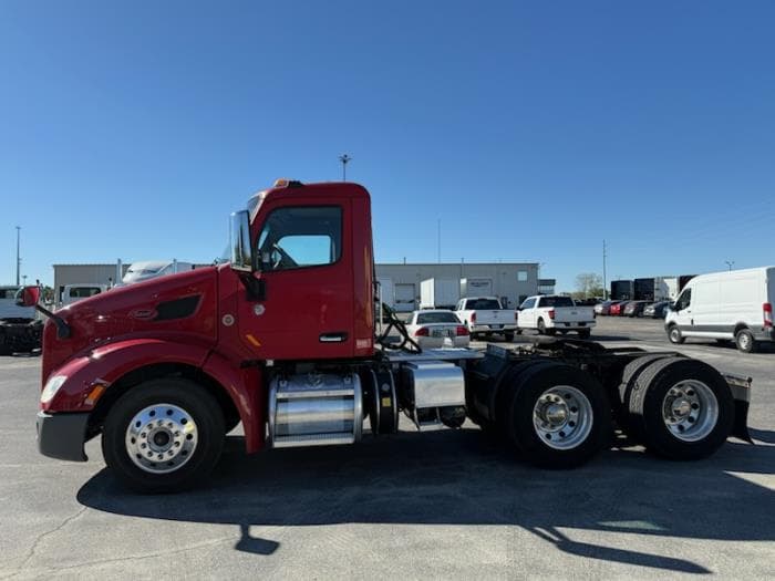 2016 Peterbilt 579 — photo 4
