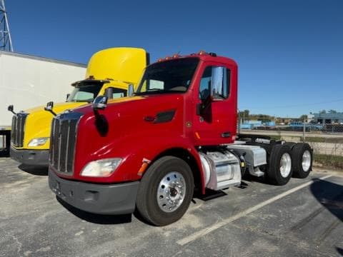2016 Peterbilt 579 — photo 13