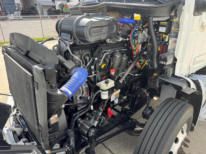 2022 Peterbilt 579 — photo 10