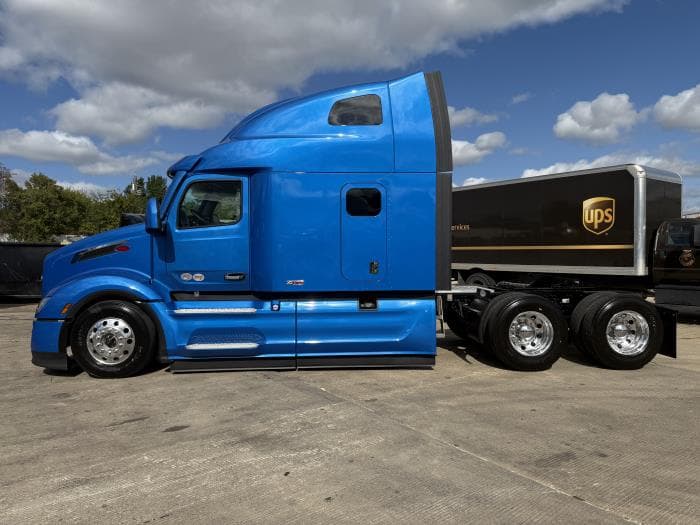 2026 Peterbilt 579 — photo 5