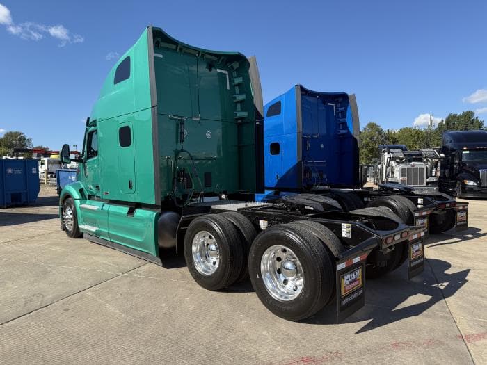 2026 Peterbilt 579 — photo 7