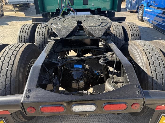 2026 Peterbilt 579 — photo 22