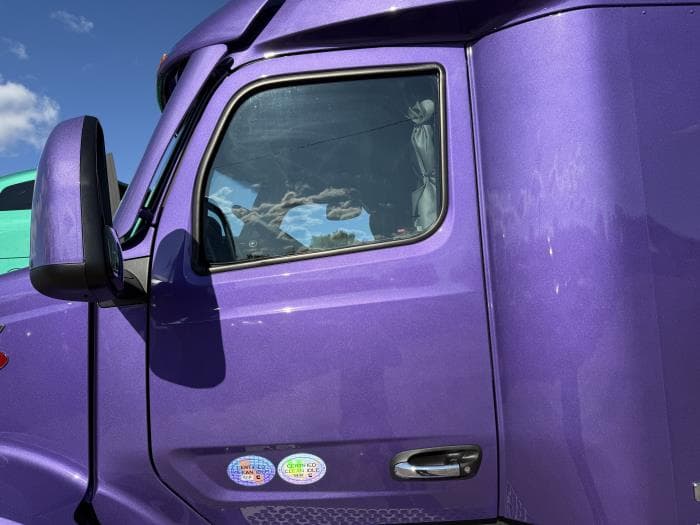 2026 Peterbilt 579 — photo 26