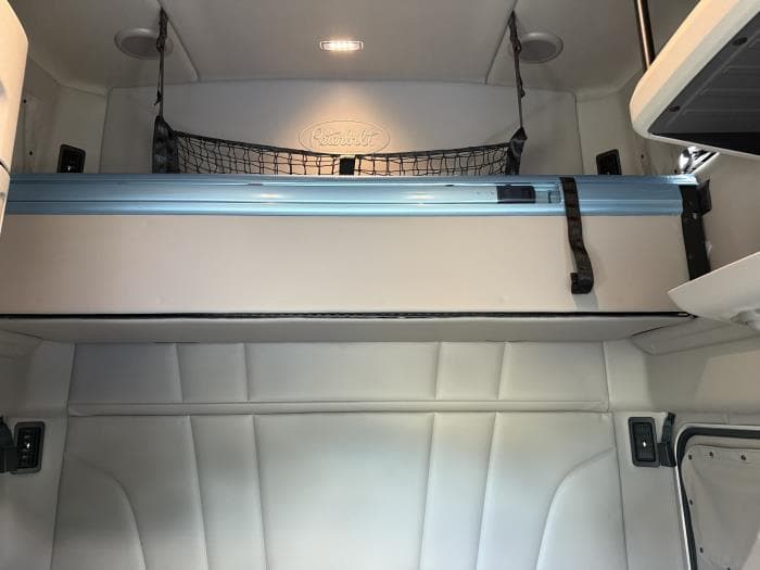 2026 Peterbilt 579 — photo 40