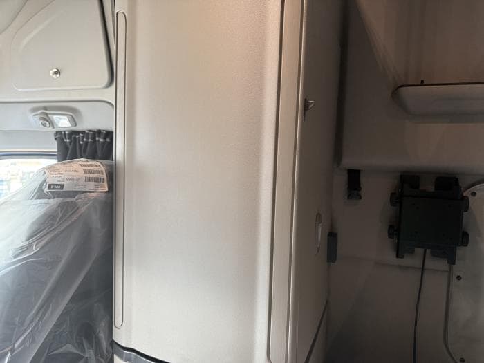 2026 Peterbilt 579 — photo 44