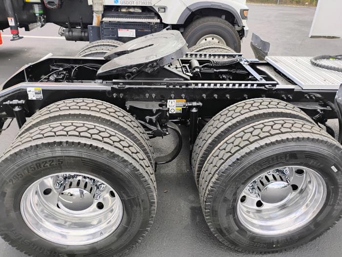 2022 Peterbilt 579 — photo 12