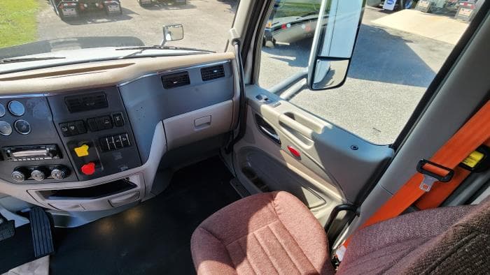 2022 Peterbilt 579 — photo 20