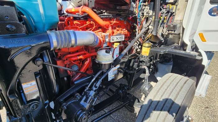 2022 Peterbilt 579 — photo 25