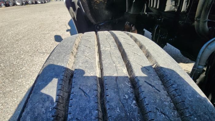 2022 Peterbilt 579 — photo 27