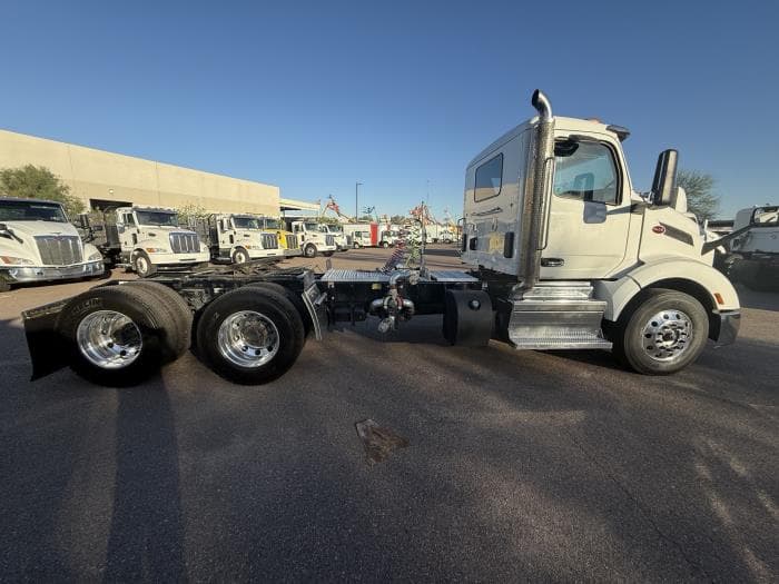 2023 Peterbilt 579 — photo 6