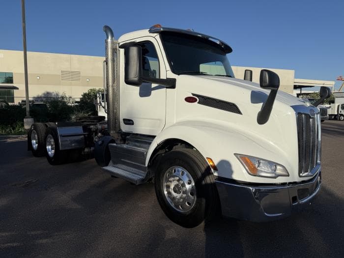 2023 Peterbilt 579 — photo 7
