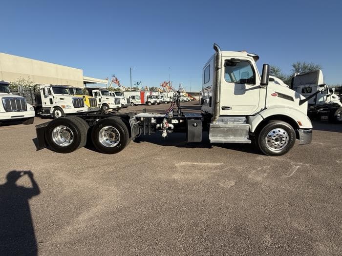 2023 Peterbilt 579 — photo 7