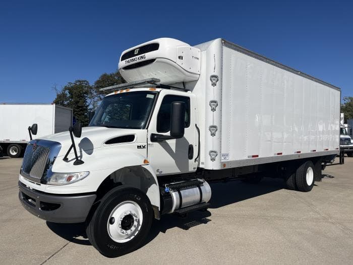 2022 International MV — photo 2