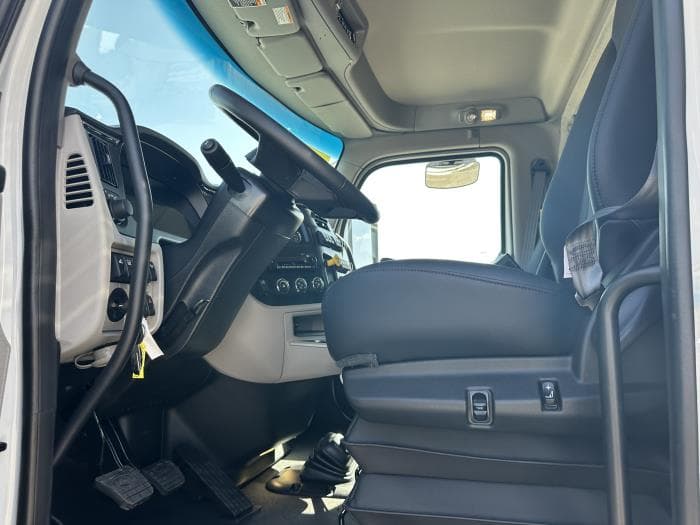 2026 Peterbilt 589 — photo 9
