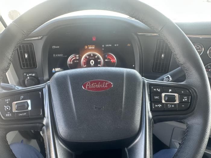 2026 Peterbilt 589 — photo 10