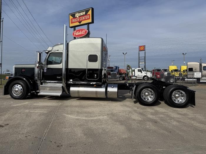 2026 Peterbilt 589 — photo 10
