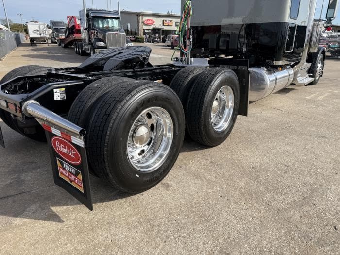2026 Peterbilt 589 — photo 31