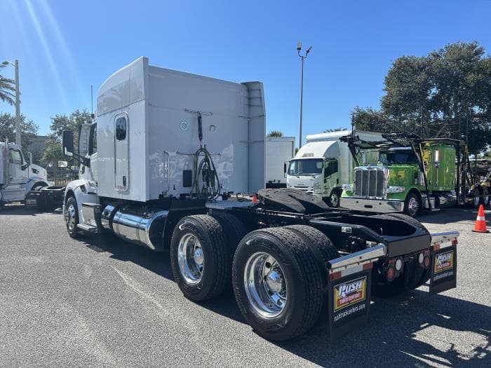 2022 Peterbilt 579 — photo 5